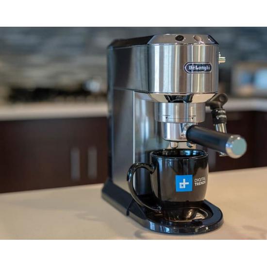 Máy pha cà phê bán tự động DeLonghi EC685.M nhập khẩu Ý
